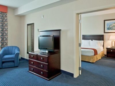 Express & Suites-hinton By Ihg 3*