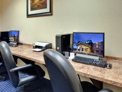 Express & Suites-hinton By Ihg Hotel Hinton